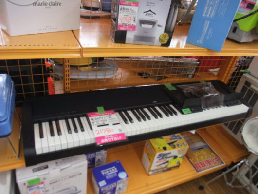 KORG B2 ホワイト 美品 ☆北海道旭川、上川地域 手渡し+systemiks.ca