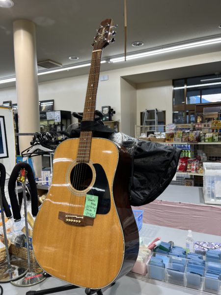 楽器のお買取り Takamine ﾀｶﾐﾈ エレアコ スマイルサンタ シン伊那店